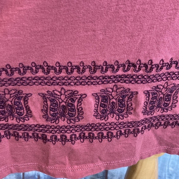 Garnet Hill Women’s Embroidered Boatneck Knit Shift Dress Sz M Granola Bohemian - Picture 11 of 15